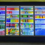 Noleggio frigoriferi per feste: come organizzare un catering senza imprevisti